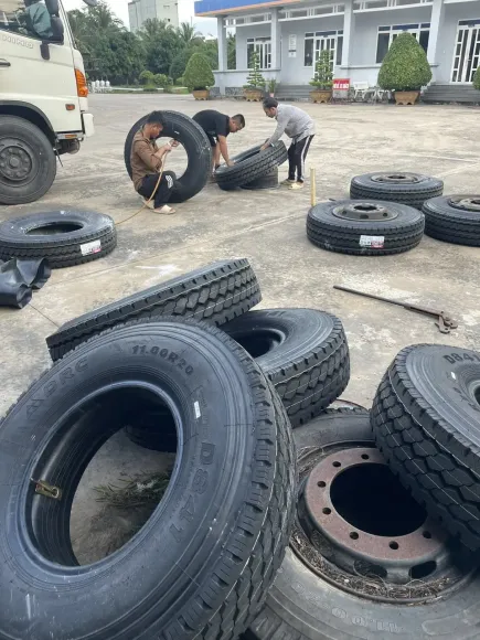 0933 453 295-Vá Vỏ Lưu Động Cái Bè – Hỗ Trợ 24/24, Có Mặt Nhanh Khi Xe Gặp Sự Cố