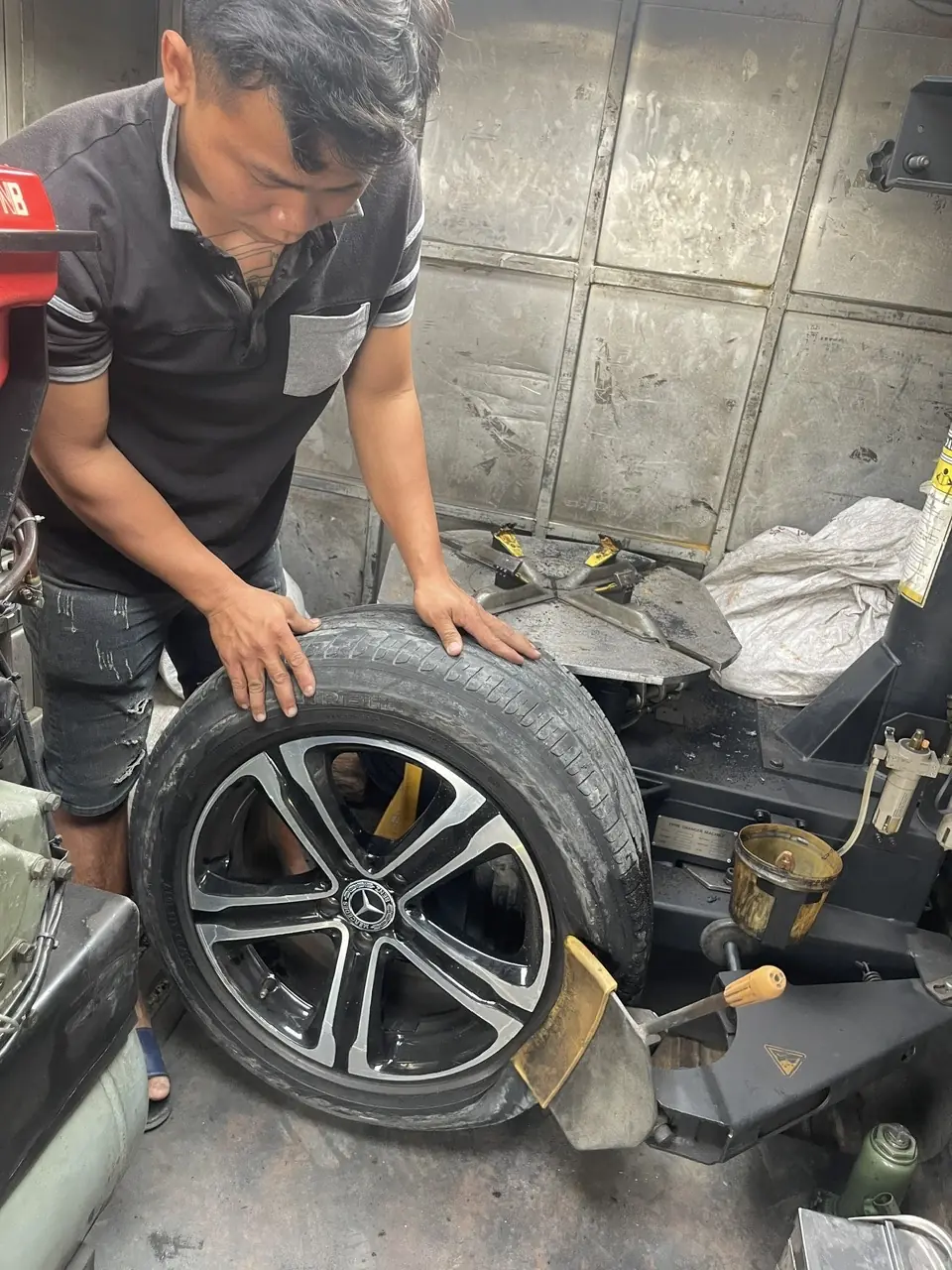 Vỏ Mới Giá Tốt 0933 453 295